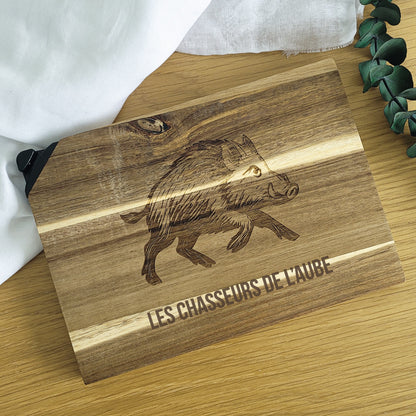 Planche à découper en bois chasseur personnalisée - Sanglier